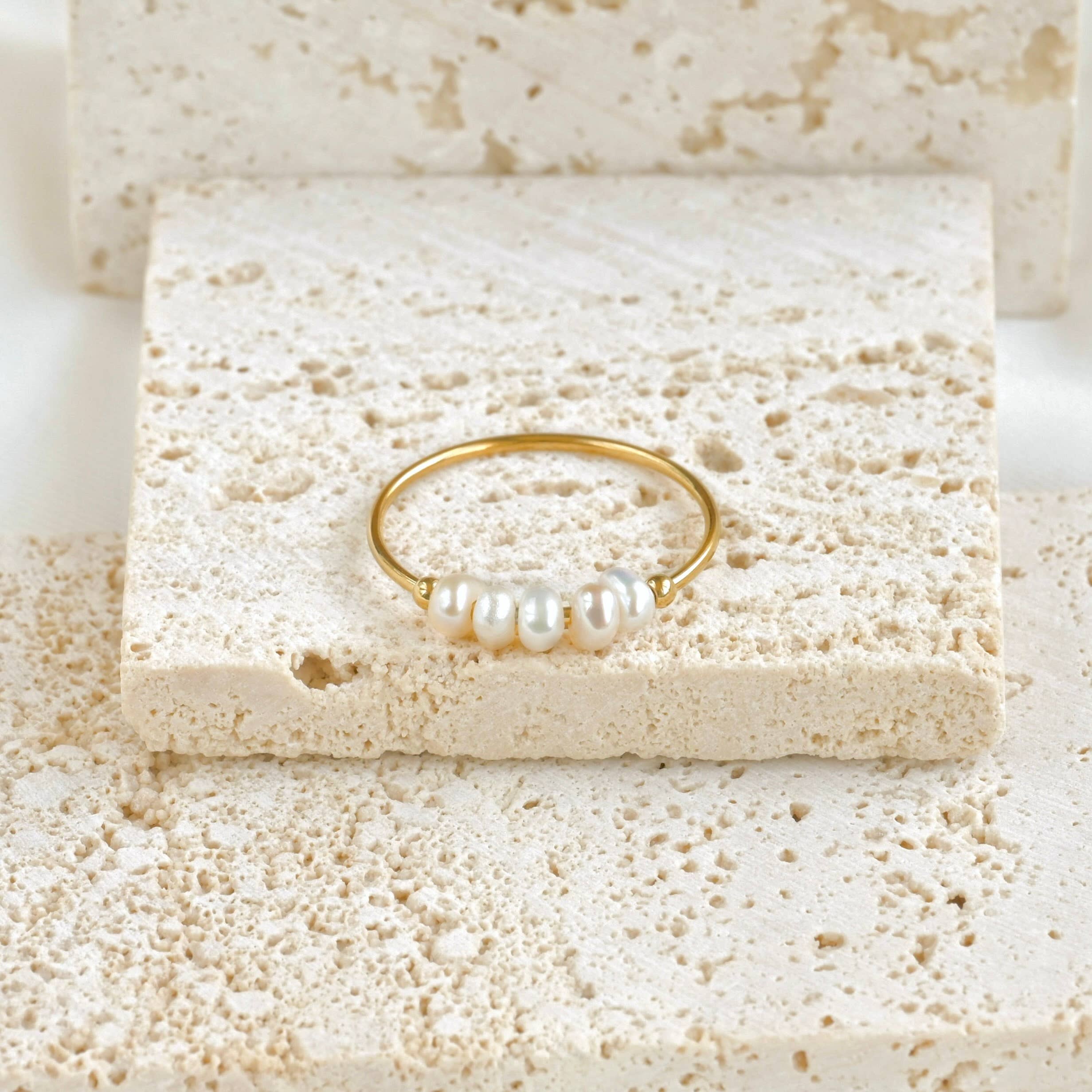 Blueyejewelry - Dainty Gold Freshwater Pearl Rings - Stainless Steel