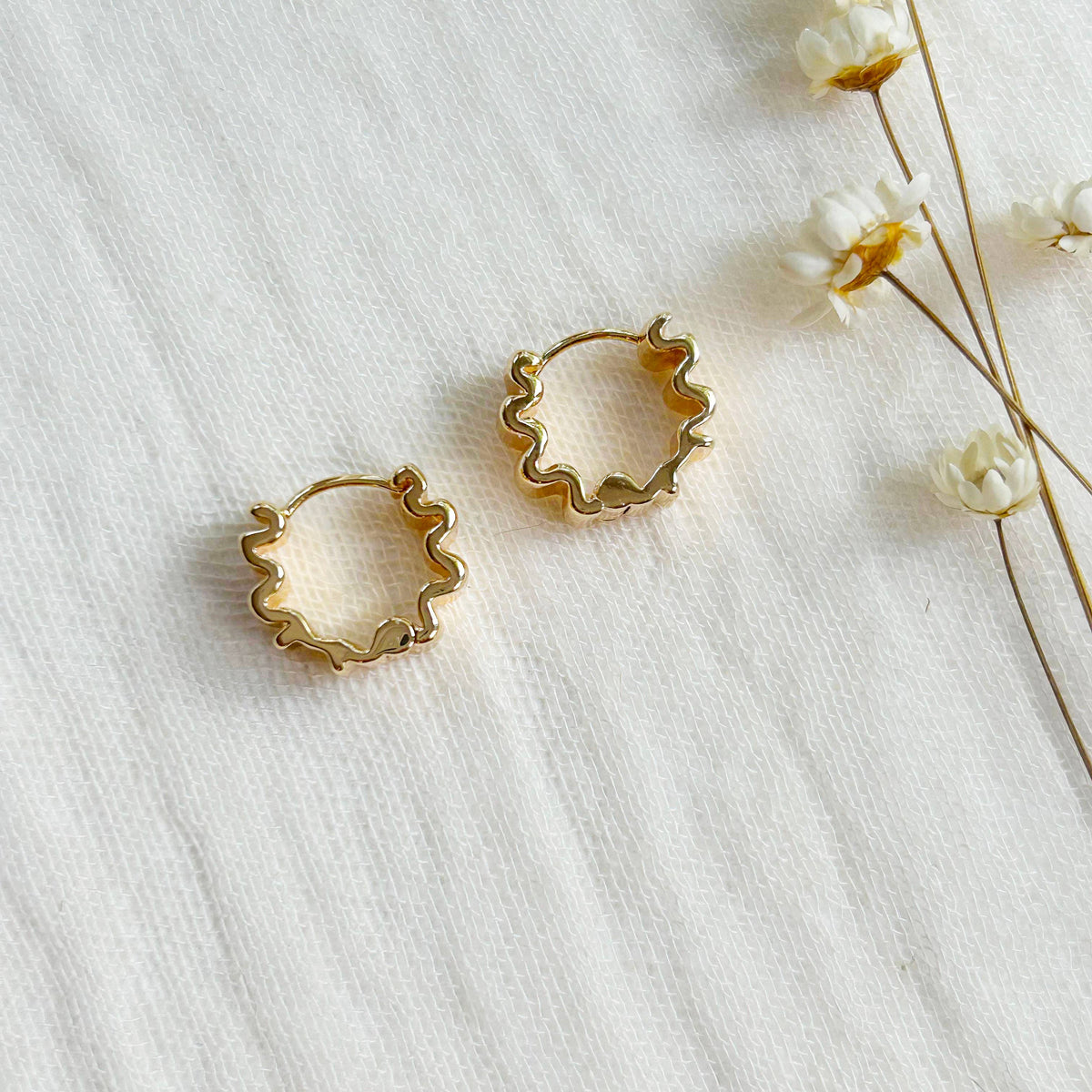 KARA | TOZER - Gold Wave Huggie Hoops