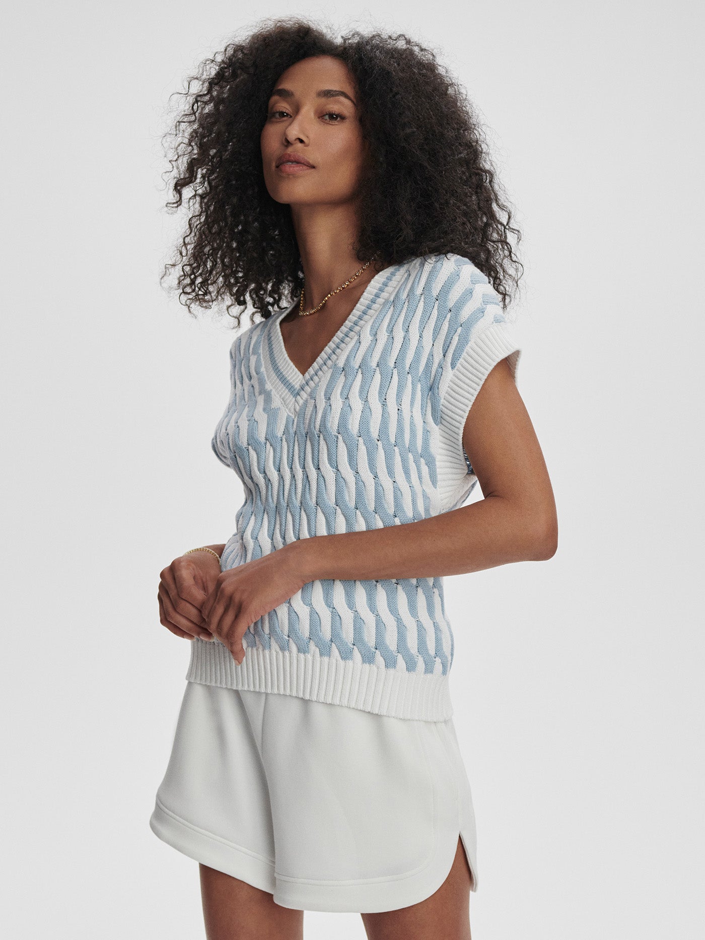 Women's Alfie Cable Knit Vest |White/Celestial Blue