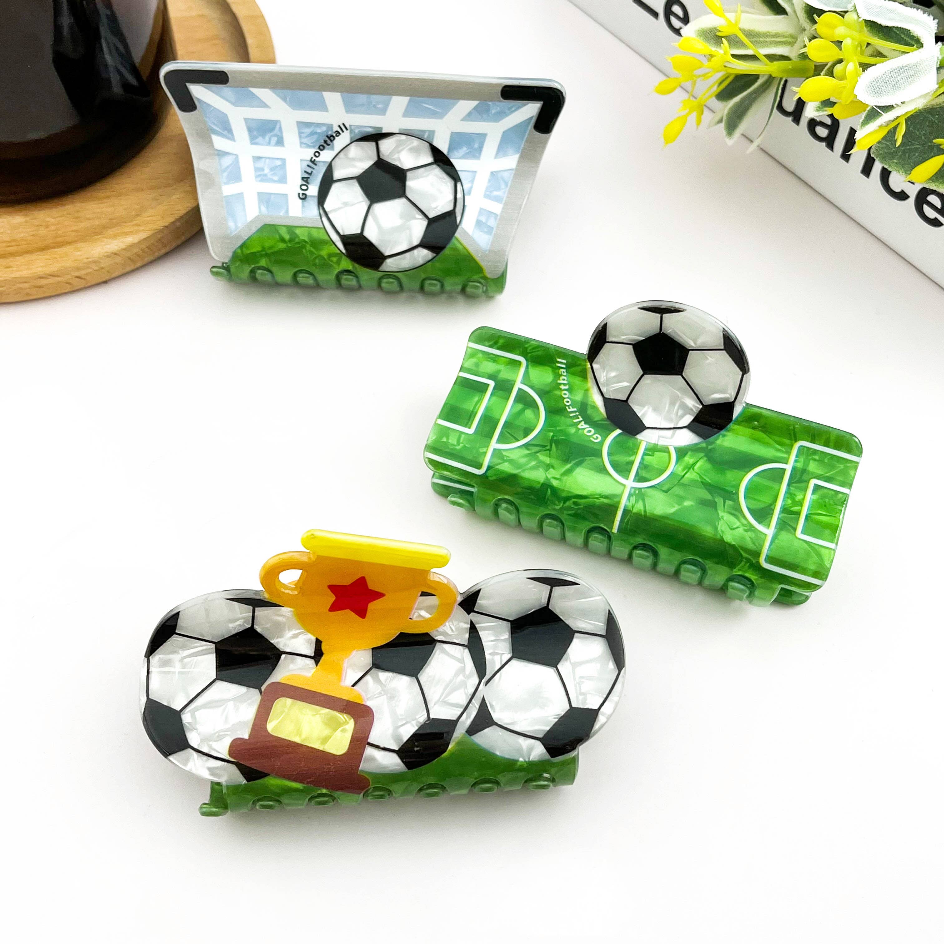 TheDivaSoap - Soccer Ball Claw Clip, Football Match Spectator Hair Clip