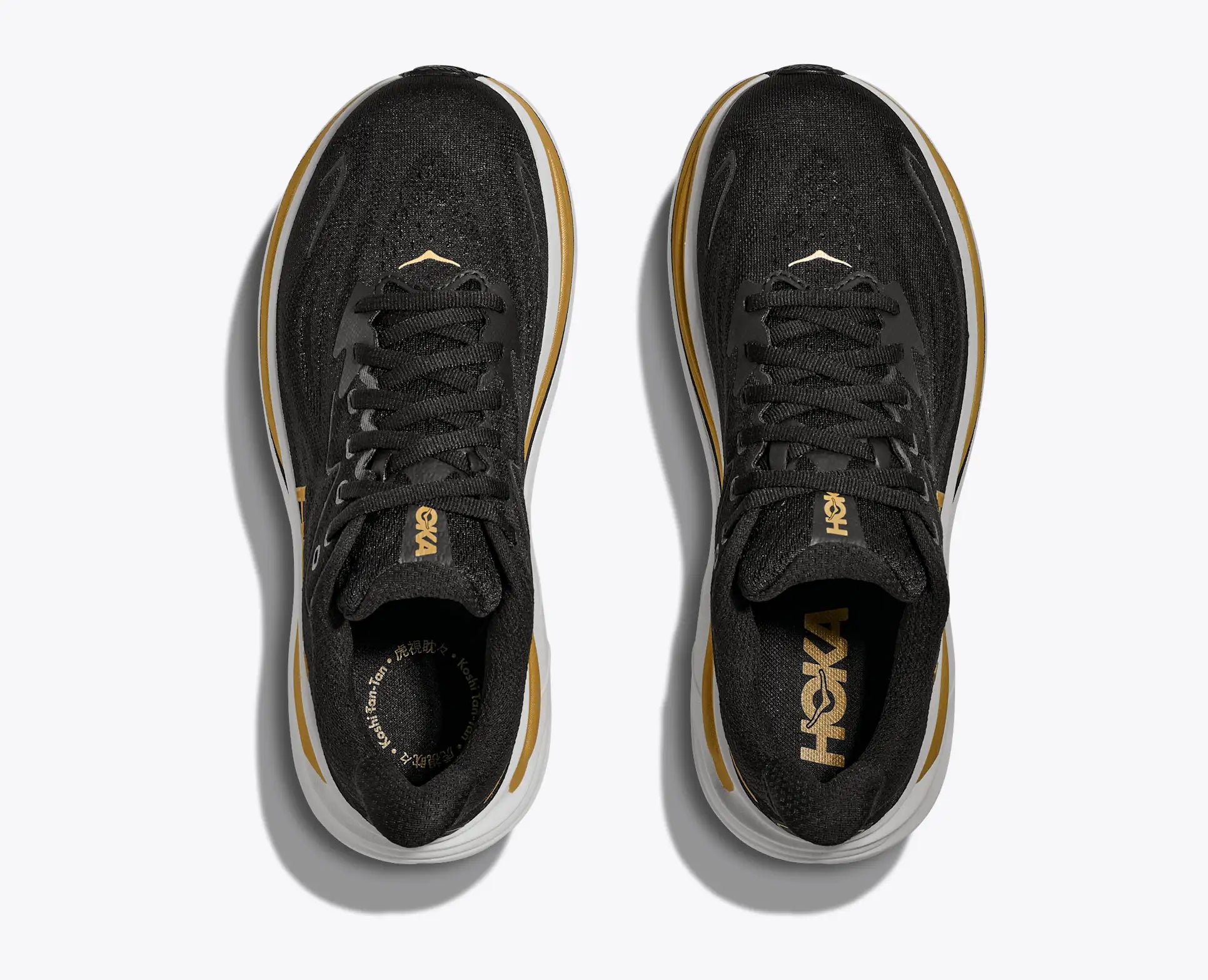 Women's Clifton 10 | Black/Gold