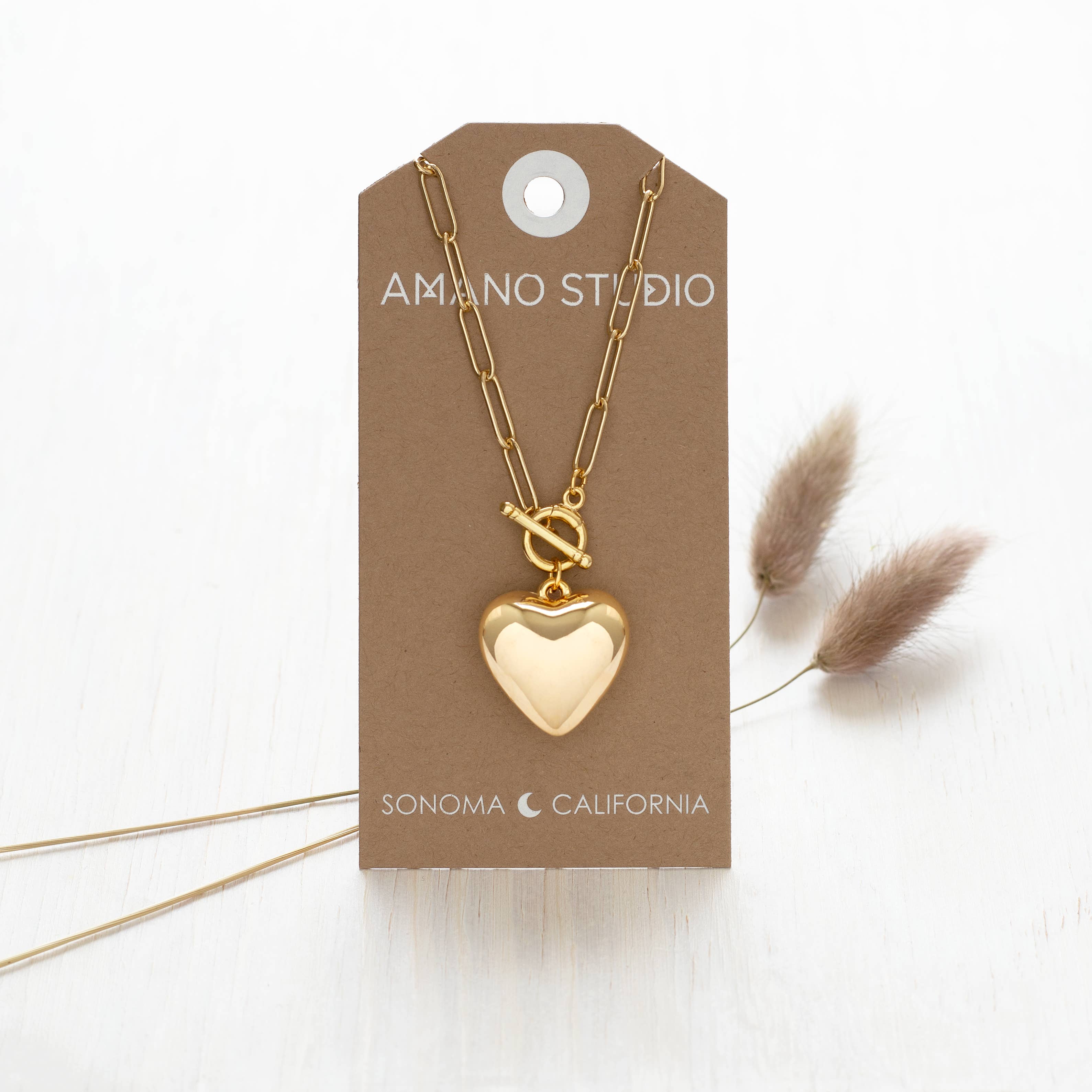 Puffy Heart Toggle Chain | Gold