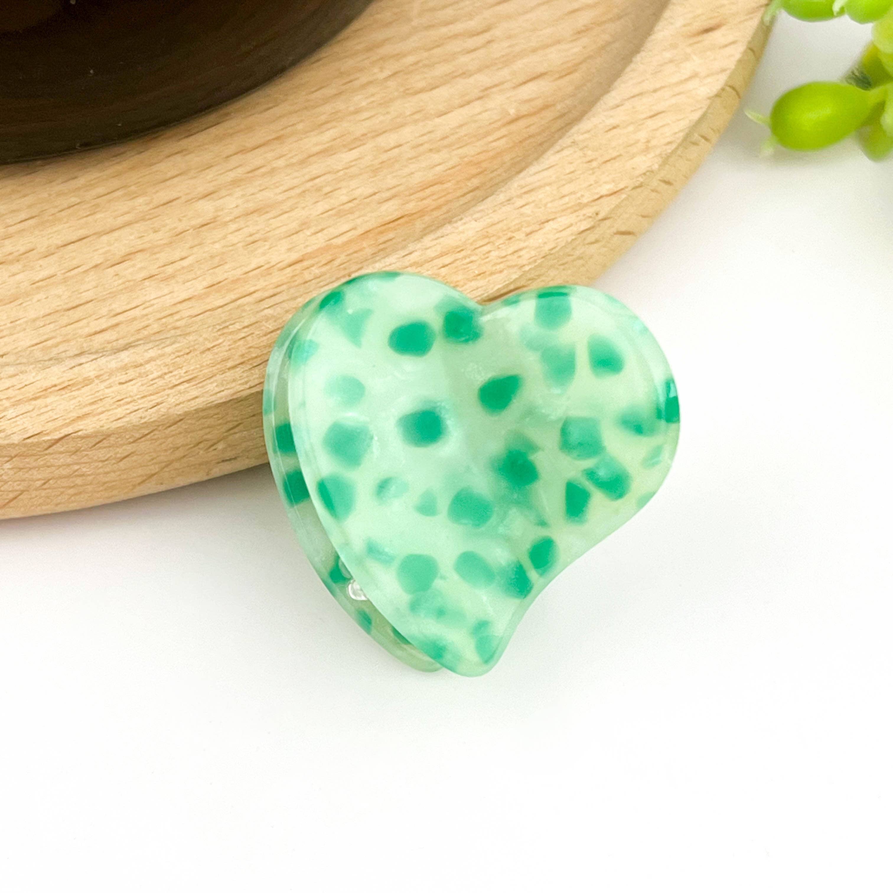 TheDivaSoap - Cute Mini Heart Acetate Claw Clip, Valentine's Day Hair Clip
