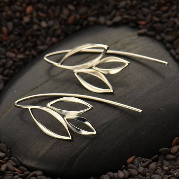 Ear Hook with Marquis Leaves