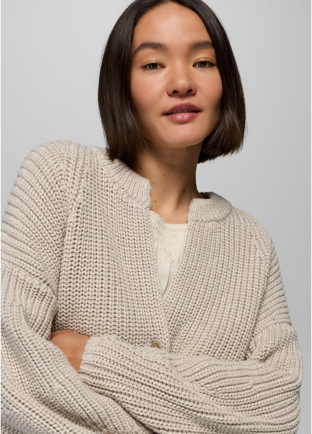 Sunday River Short Cardigan|Almond