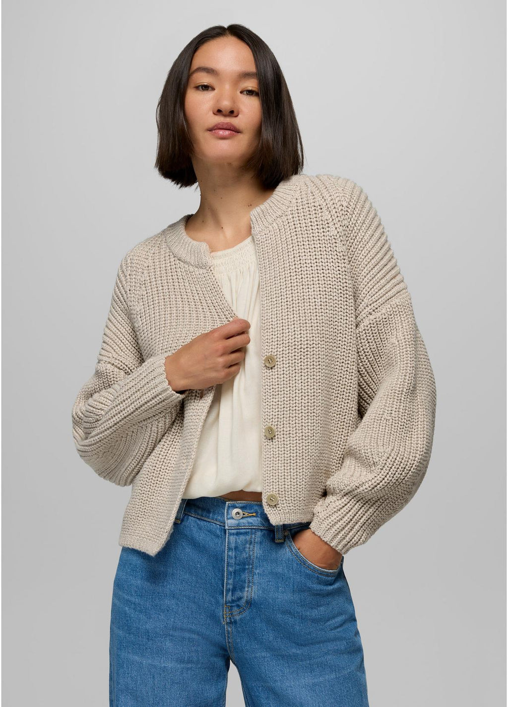 Sunday River Short Cardigan|Almond