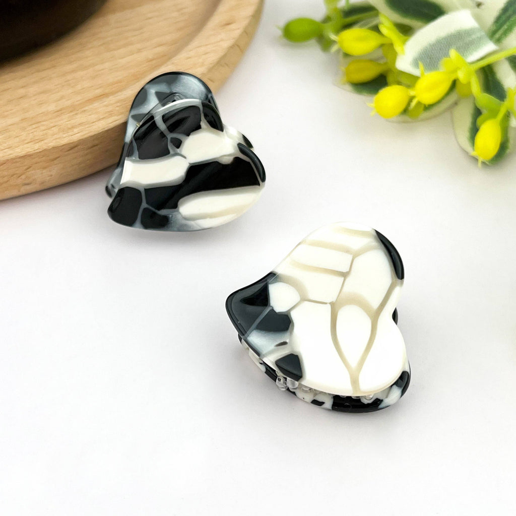 TheDivaSoap - Cute Mini Heart Acetate Claw Clip, Valentine's Day Hair Clip