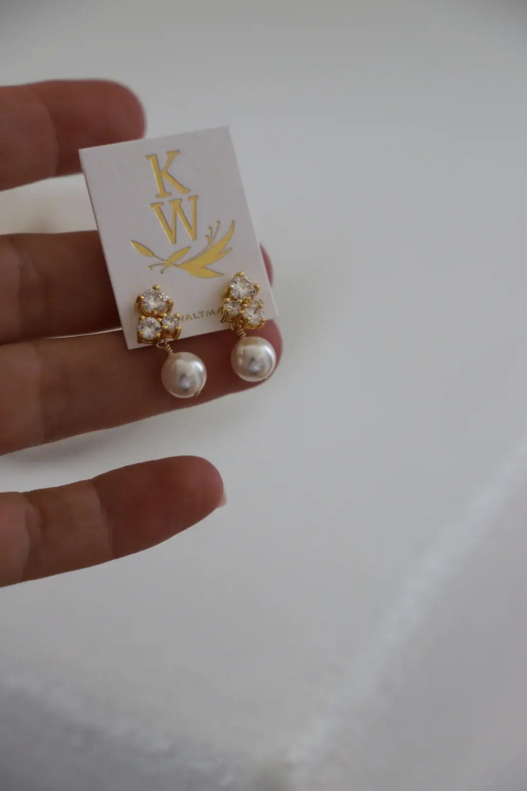 DAHLIA CZ PEARL STUDS