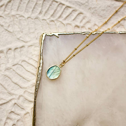 charm necklace: Labradorite