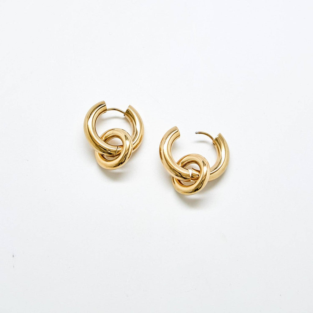 Admiral Row Jewelry - Gold Interlocking Hoop Earrings - Fall, Gift Jewelry