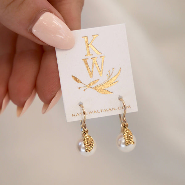 KAITLIN PEARL EARRINGS