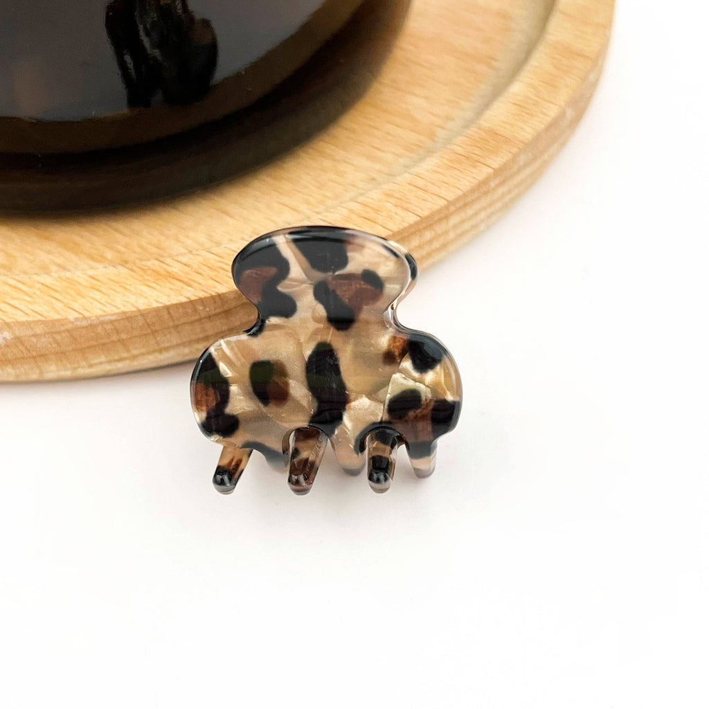 TheDivaSoap - Classic Mini Polka Dot Hair Claw Clip, Cute Small Hair Clip