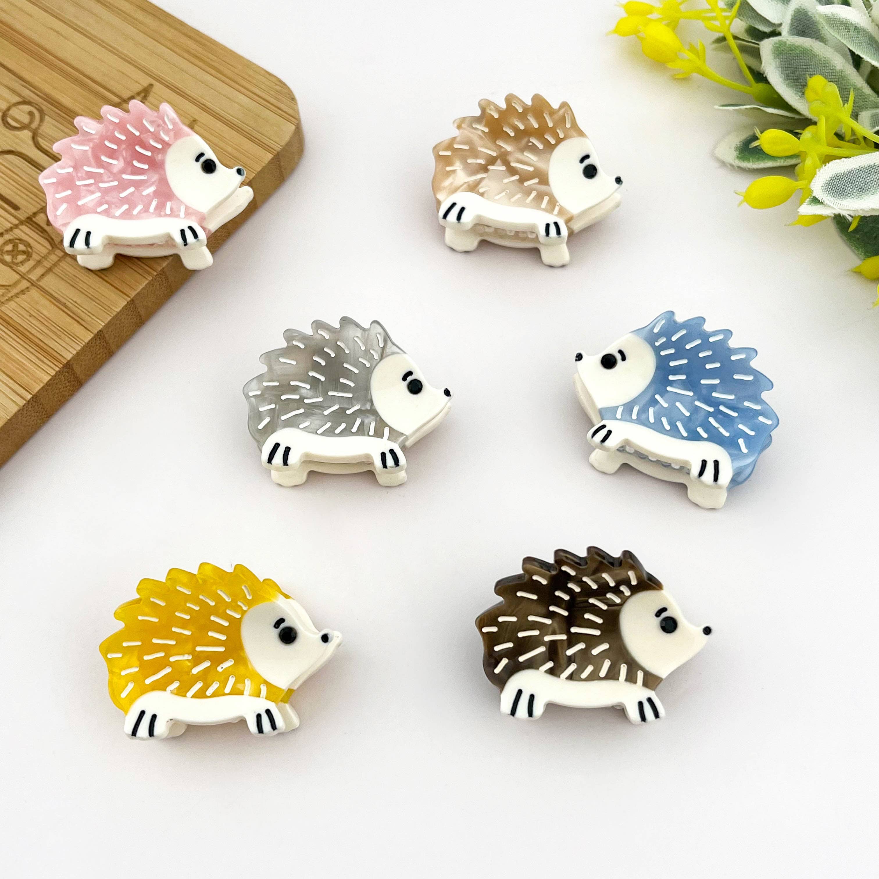 TheDivaSoap - Mini Hedgehog Hair Claw Clip, Animal Hair Clip