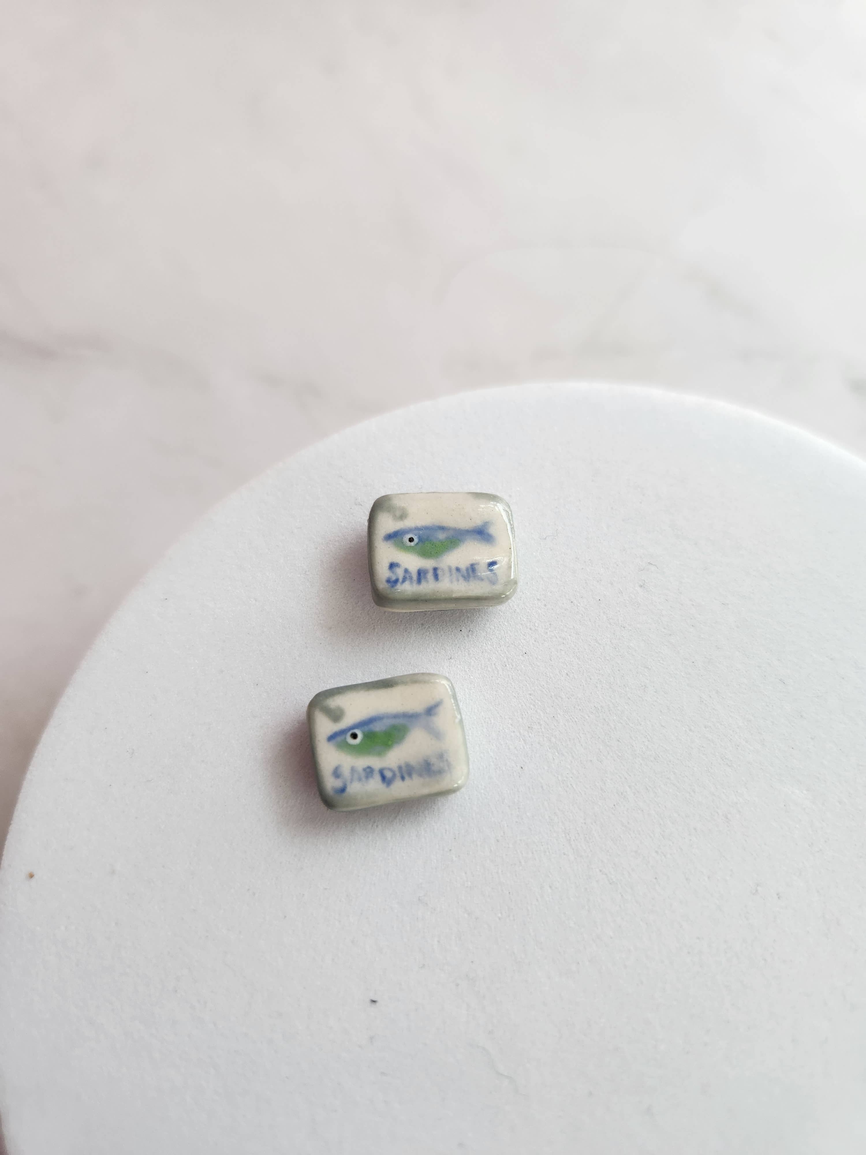 Stud Earrings | Sardines