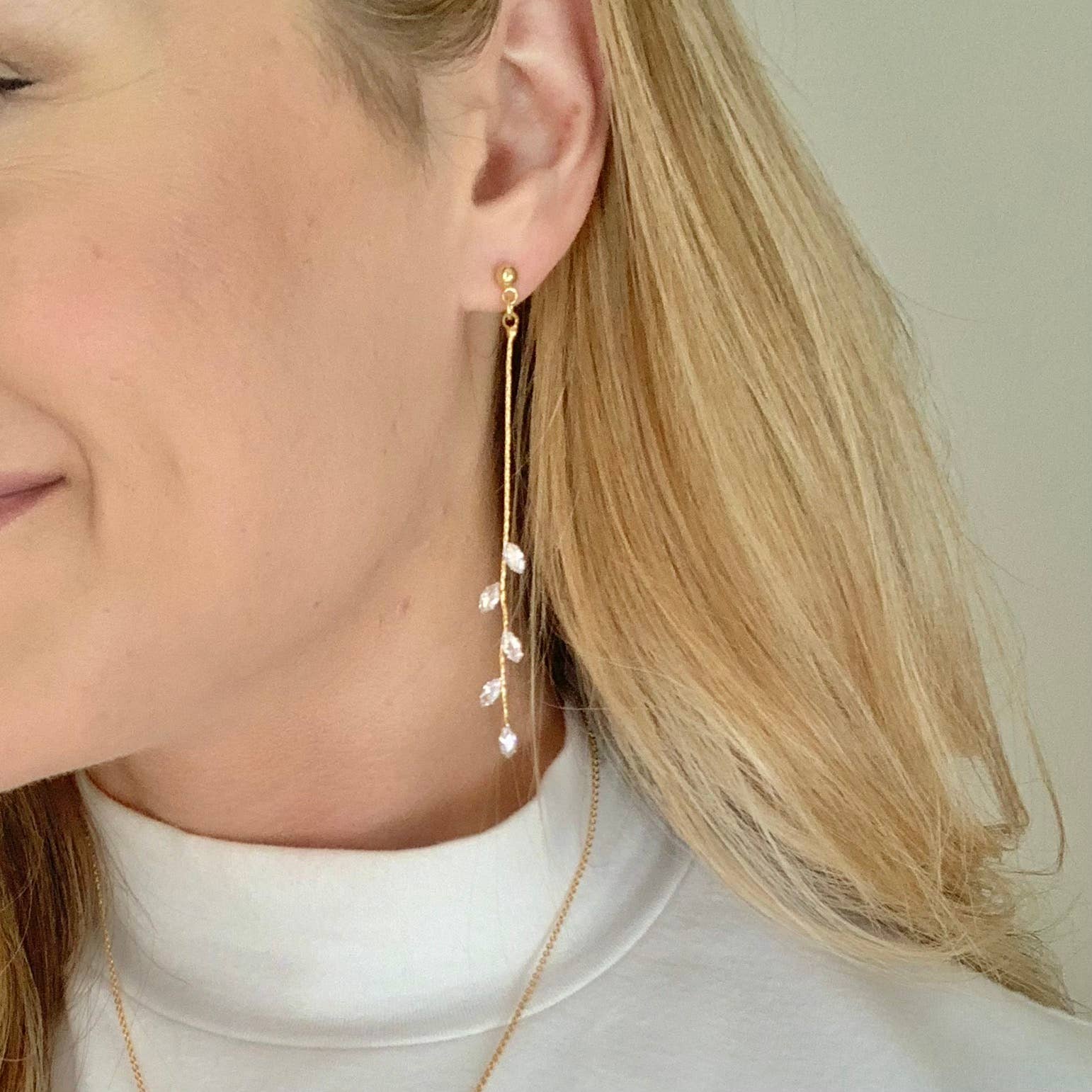 gold | dainty vine earrings