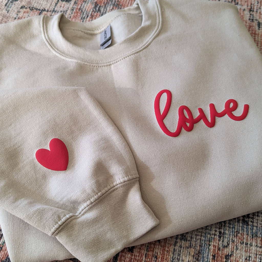 LOVE Sweater Puff Print| Sand
