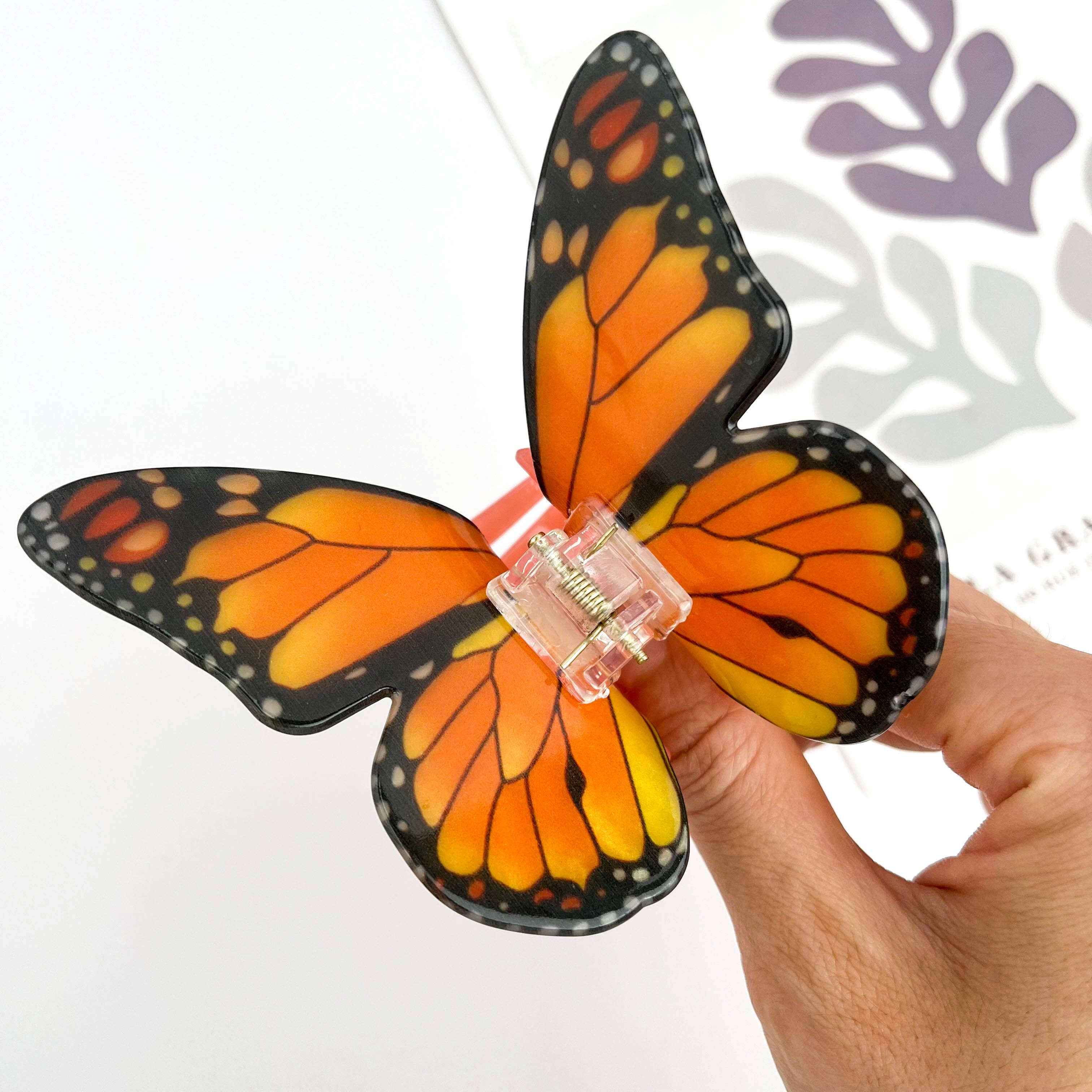 TheDivaSoap - Acetate large butterfly hair clip animal claw clips