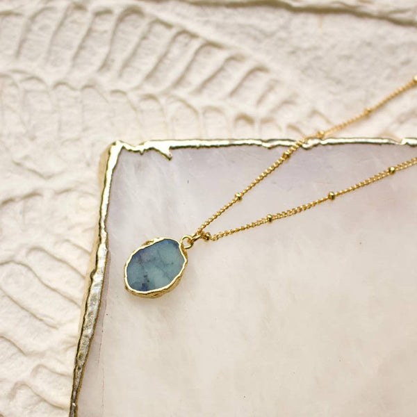 charm necklace: Labradorite