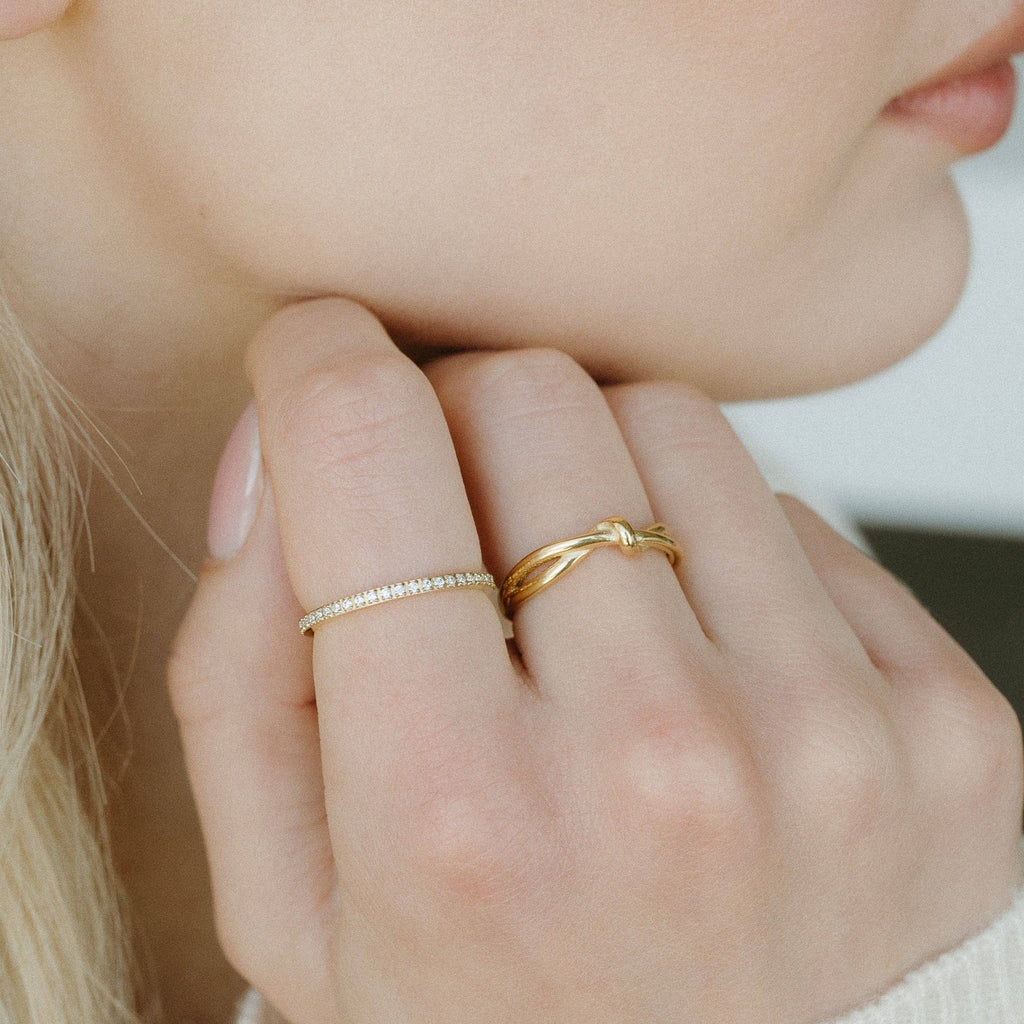 Everly Knot Ring