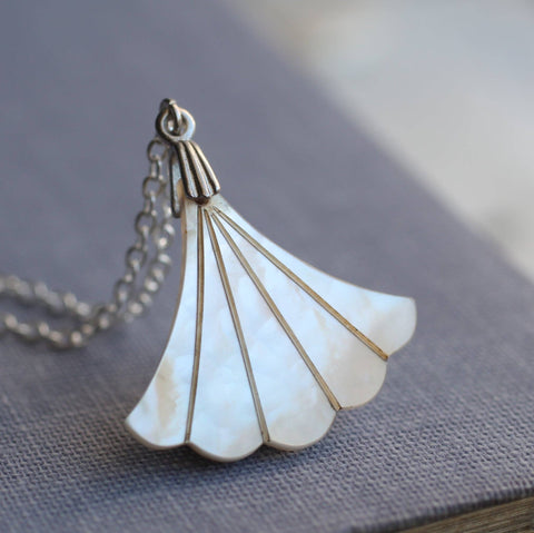 Mother Of Pearl Art Deco Fan Necklace: 16 / Silver Plated