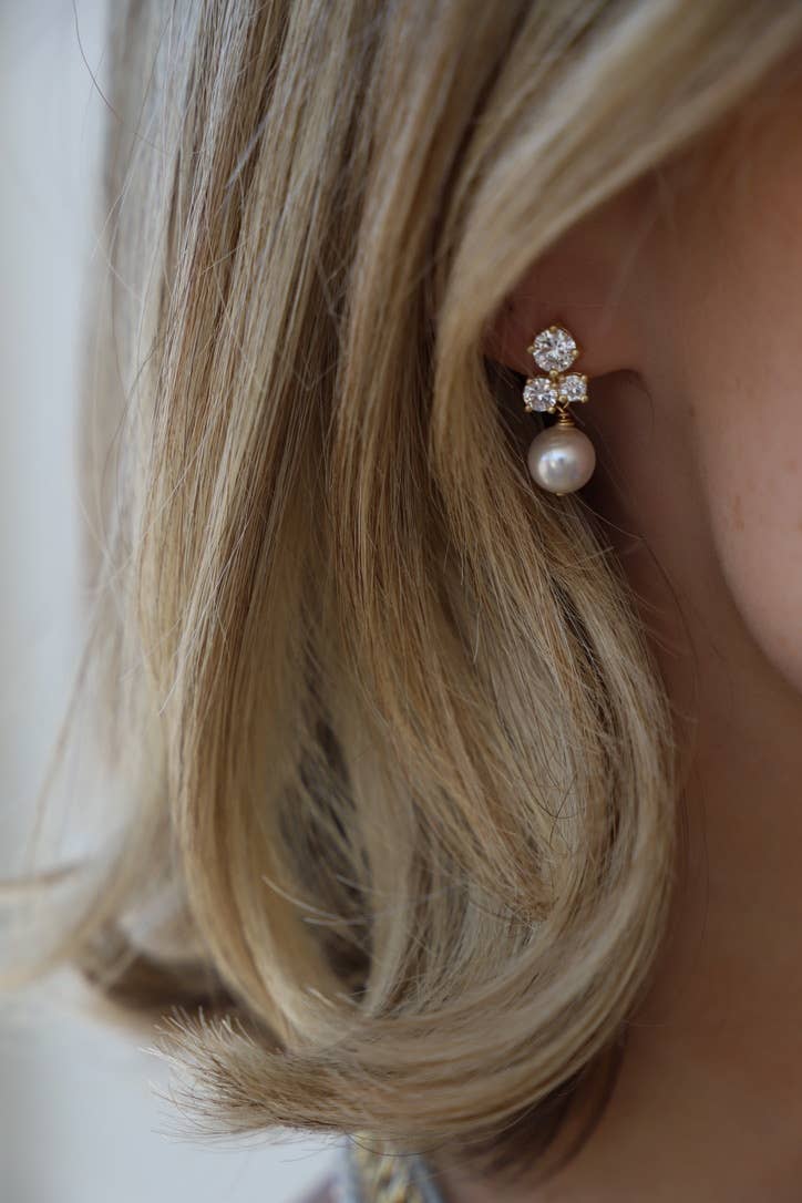 DAHLIA CZ PEARL STUDS