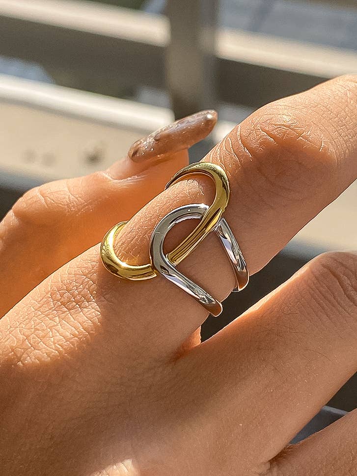 Abstract Two Tone Ring