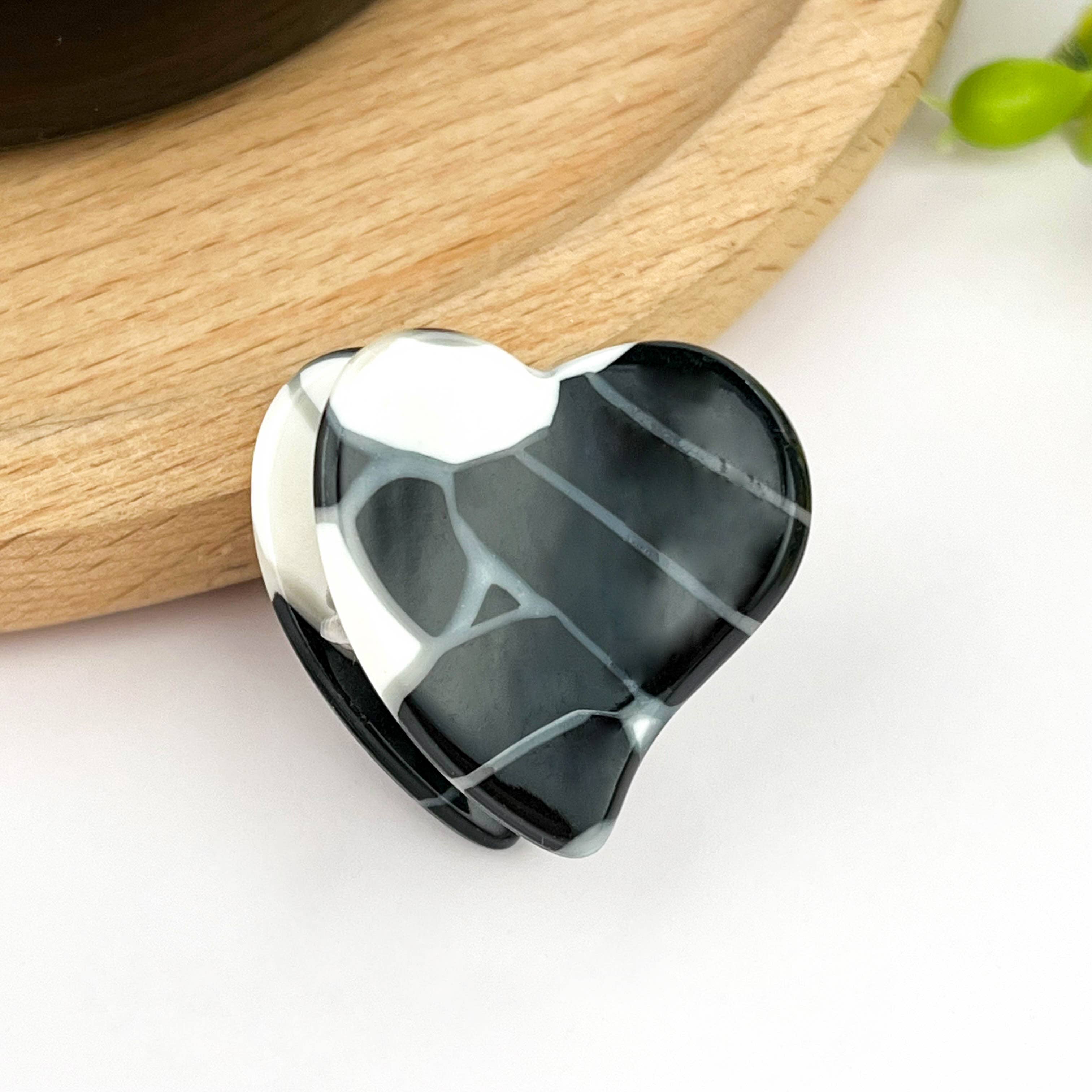 TheDivaSoap - Cute Mini Heart Acetate Claw Clip, Valentine's Day Hair Clip
