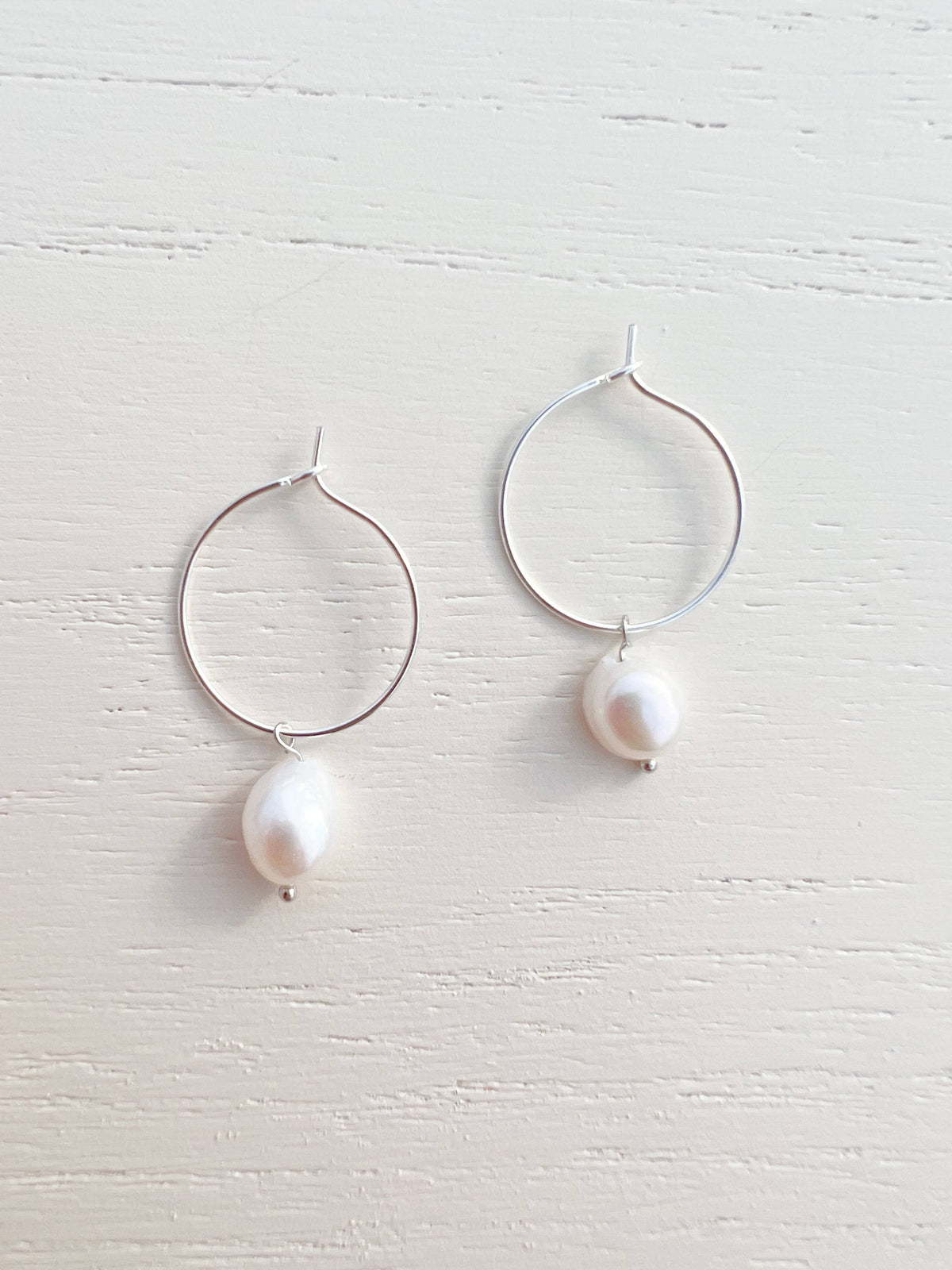 Stoll & Heart - The Essential Pearl Hoops - Silver, small