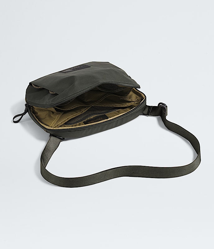 Baase Camp Voyager Crossbody |Taupe Green
