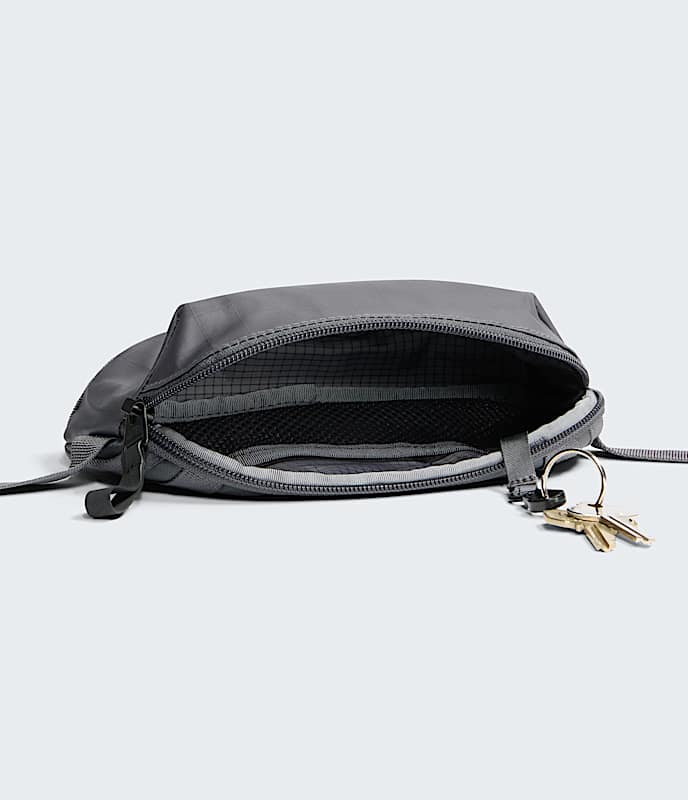 Base Camp Voyager Travel Pouch|Anthracite Grey