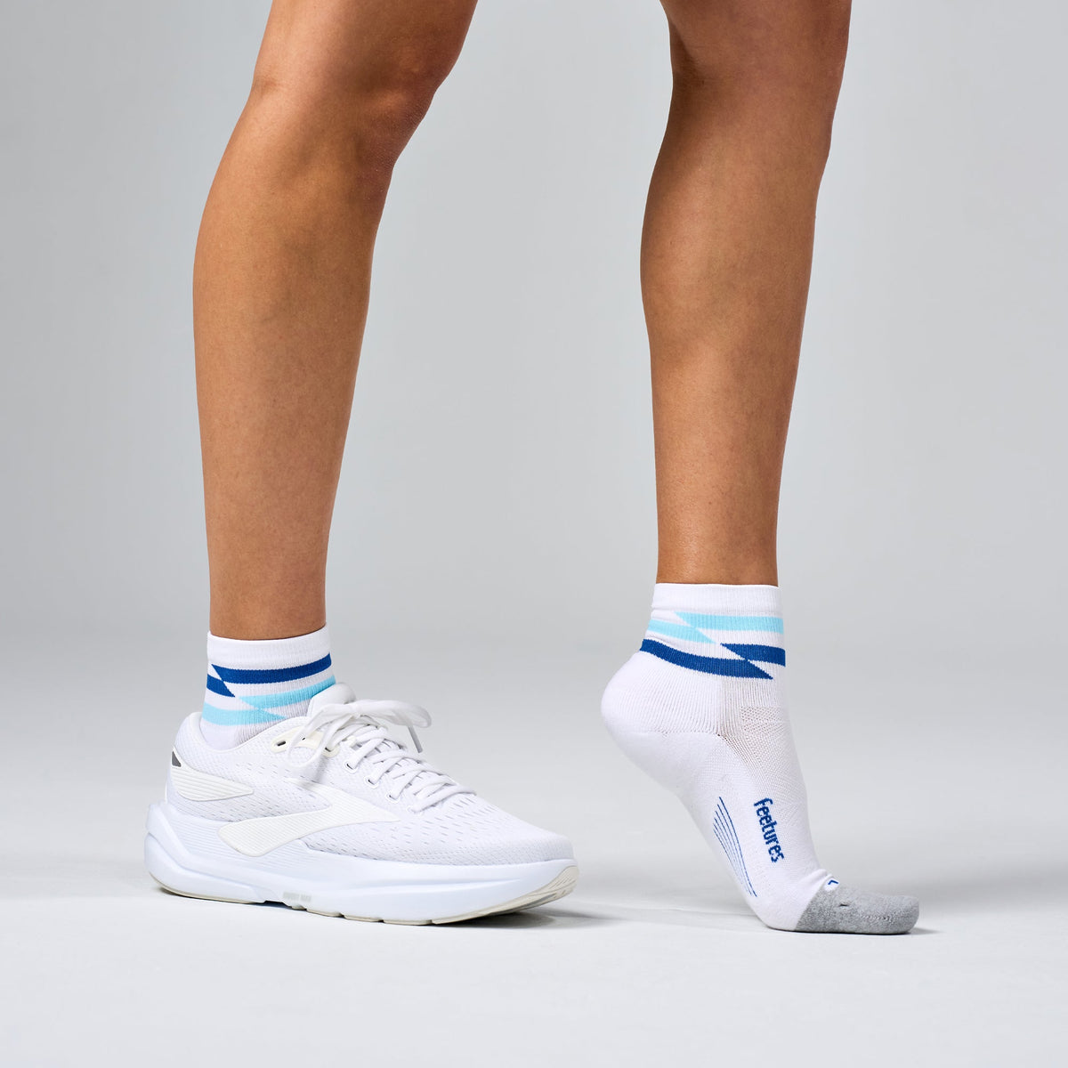 Elite Light Quarter | White Track