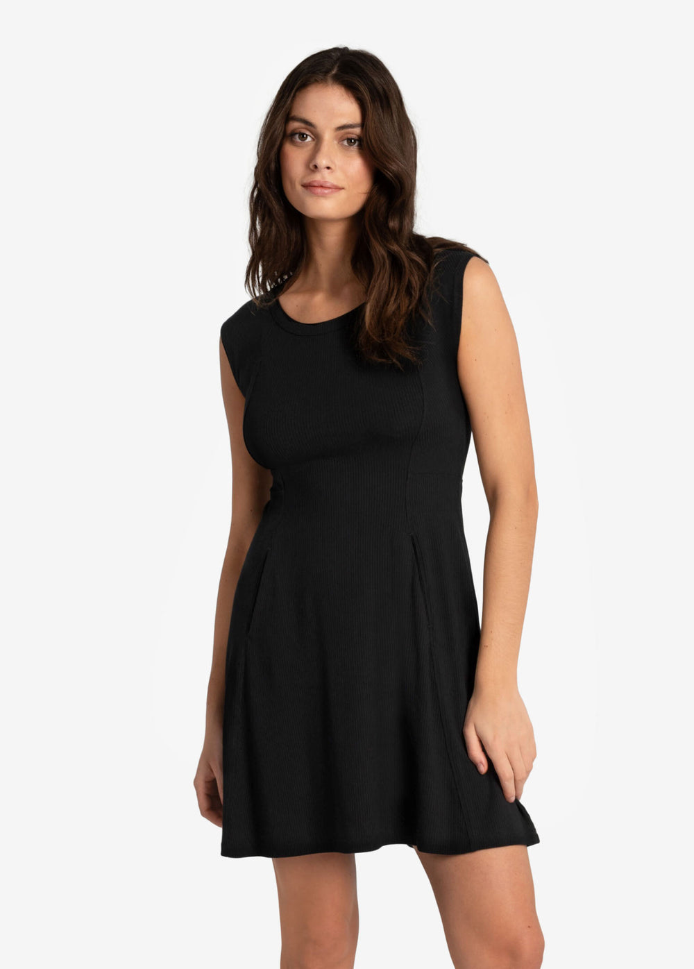 Women's Traverse Dress Short Sleeve | Black