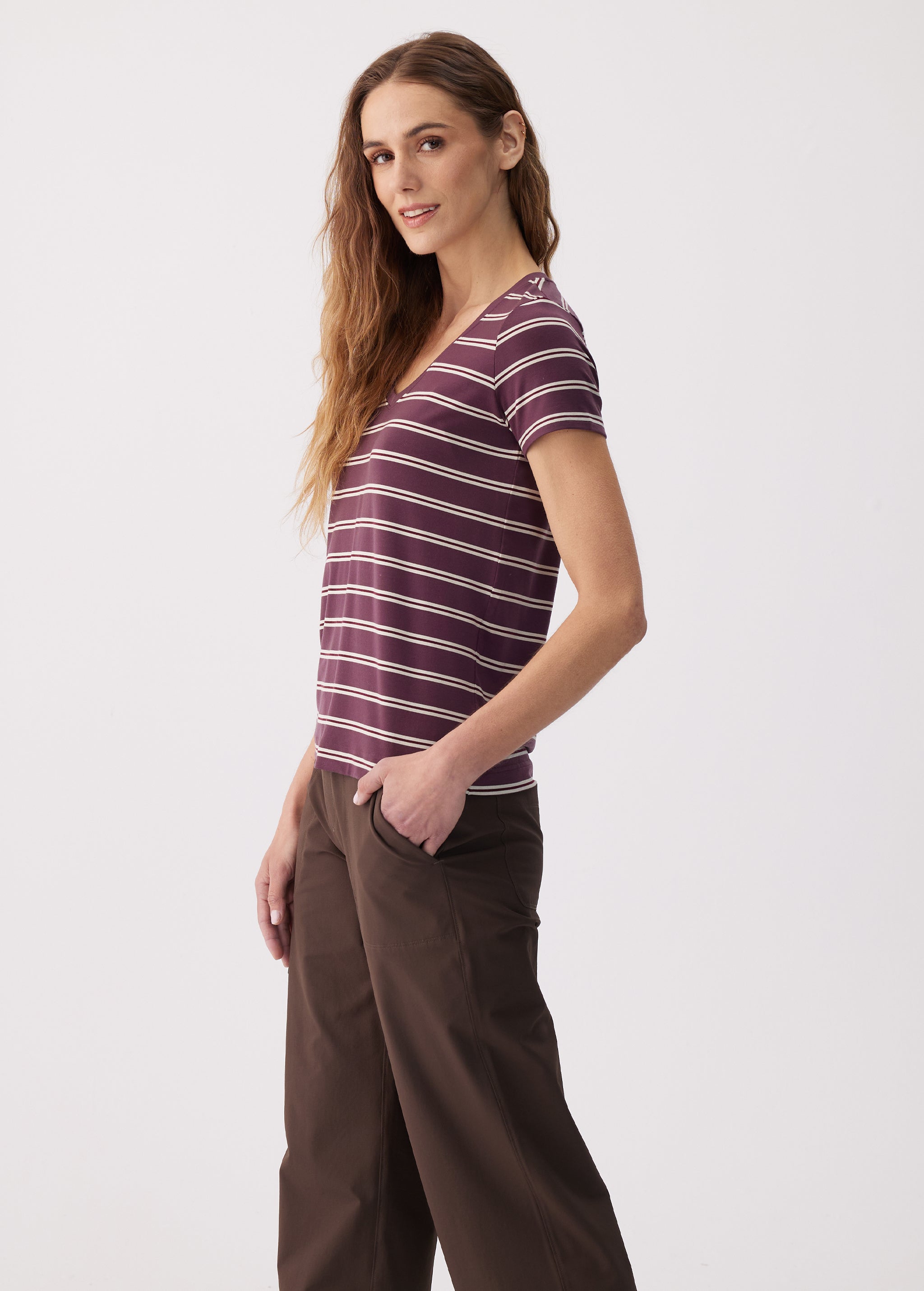 Women's Dynamic V- Neck | Mulberry