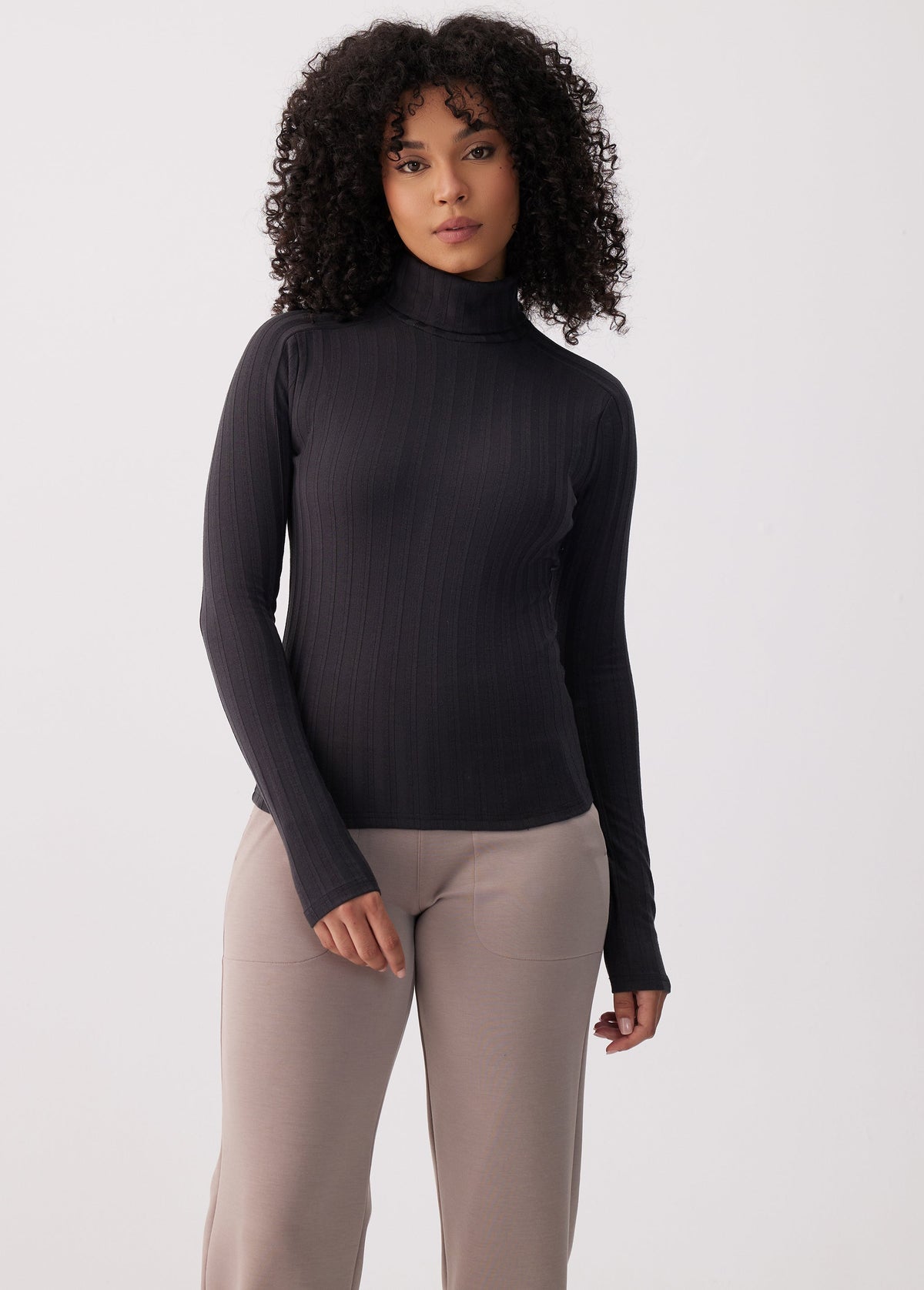 Women's Celeste Turtleneck | Black