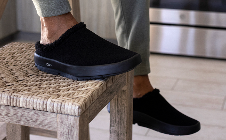 Men's OOcoozie Mule Black | Black