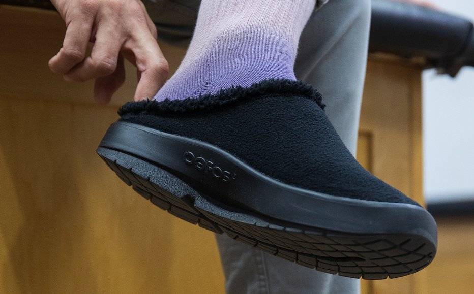 Men's OOcoozie Mule Black | Black