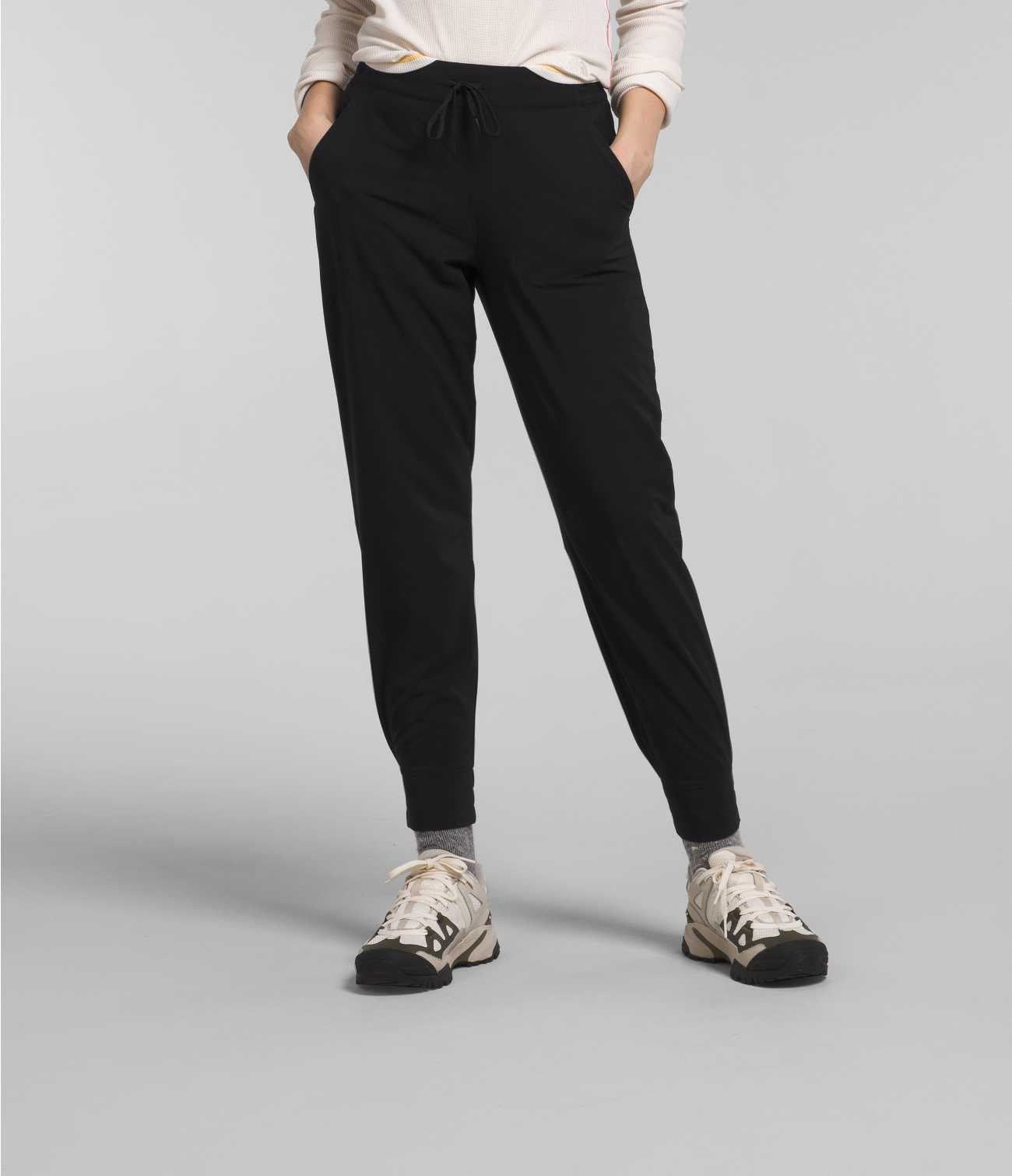 Women's Never Stop Wearing Jogger | Black