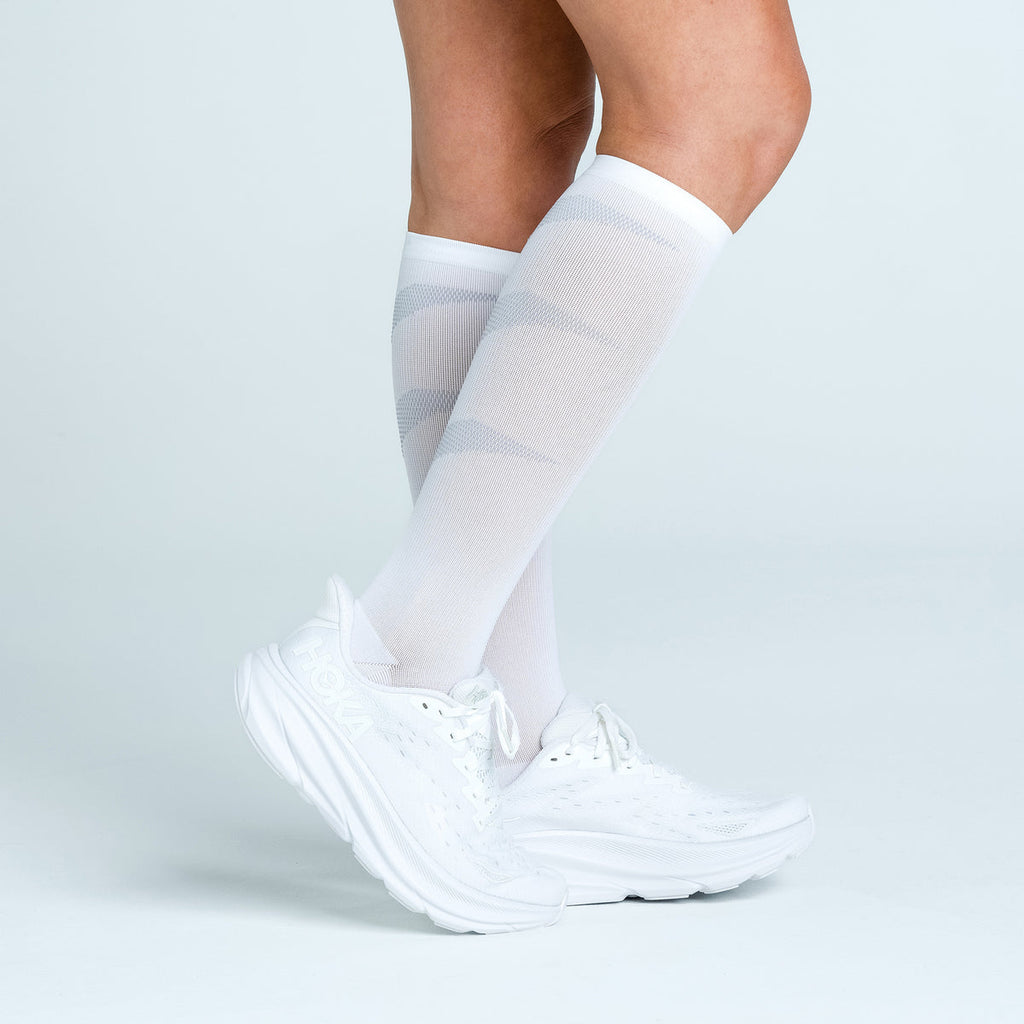 Graduated Compression LC Knee High| White