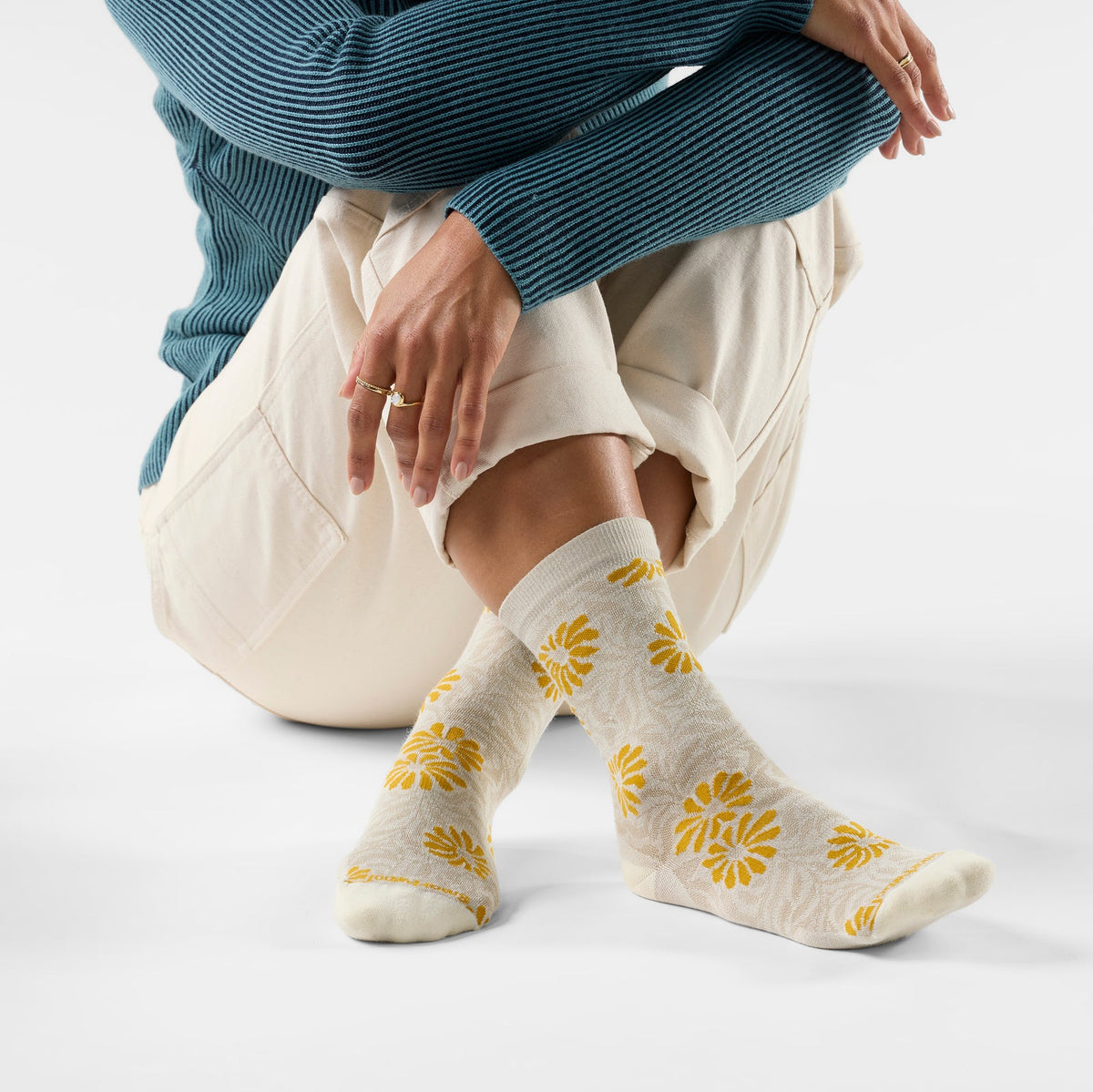Women's Everyday Floral Crew| Natural