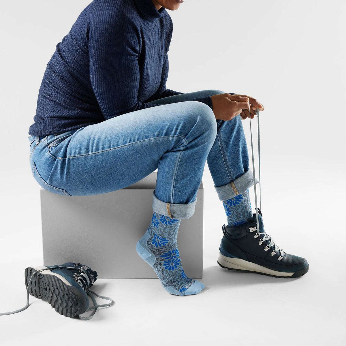 Women's Everyday Floral Crew|Serene Blue