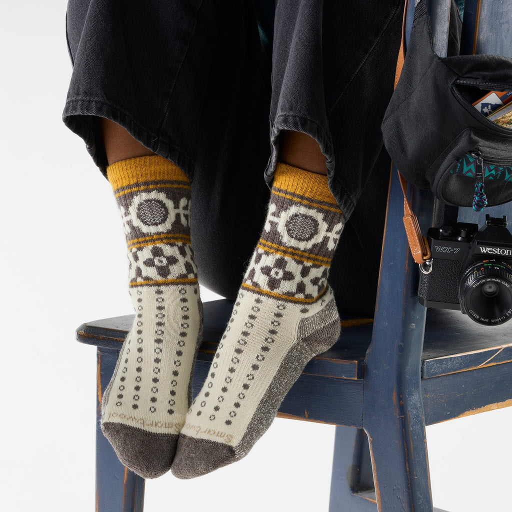 Everyday Cozy Sunflower Crew |Purple Iris