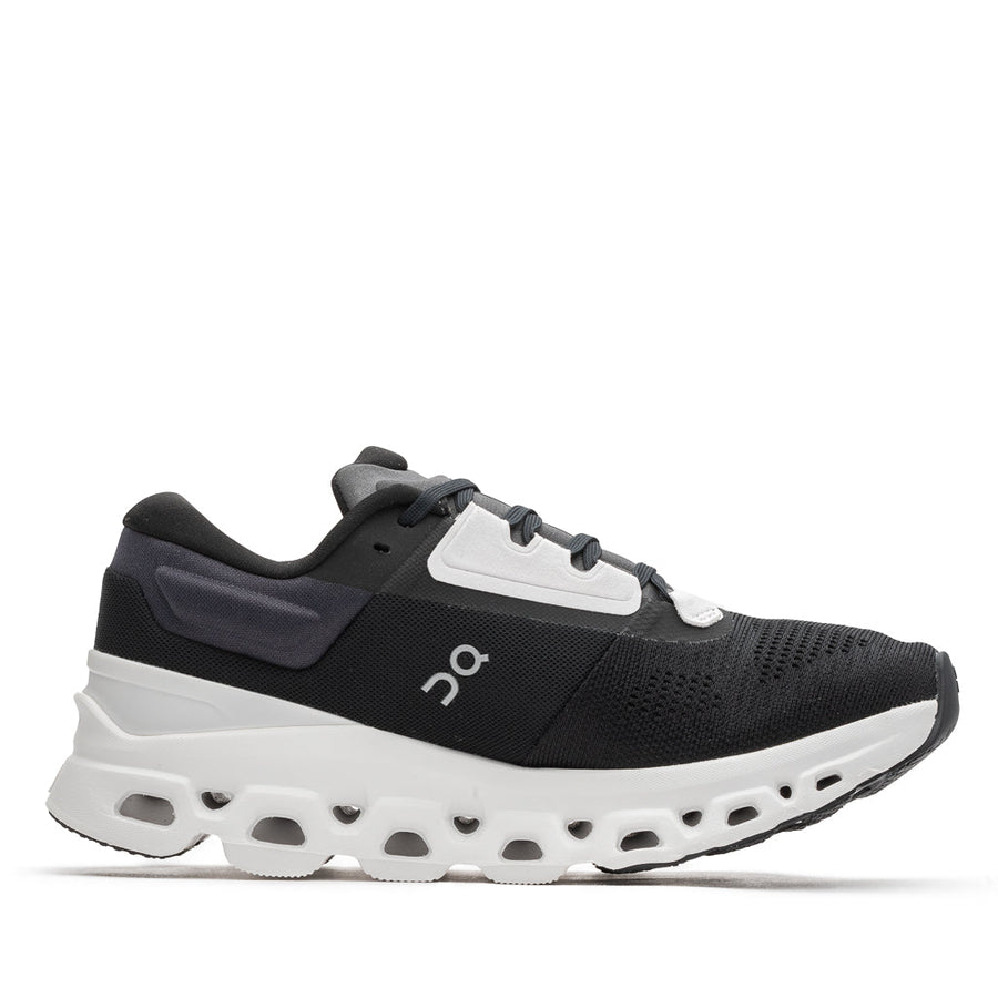 Women's Cloudstratus 3 | Black/Frost