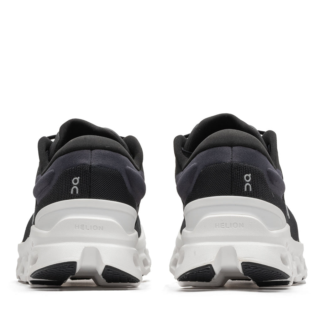 Women's Cloudstratus 3 | Black/Frost