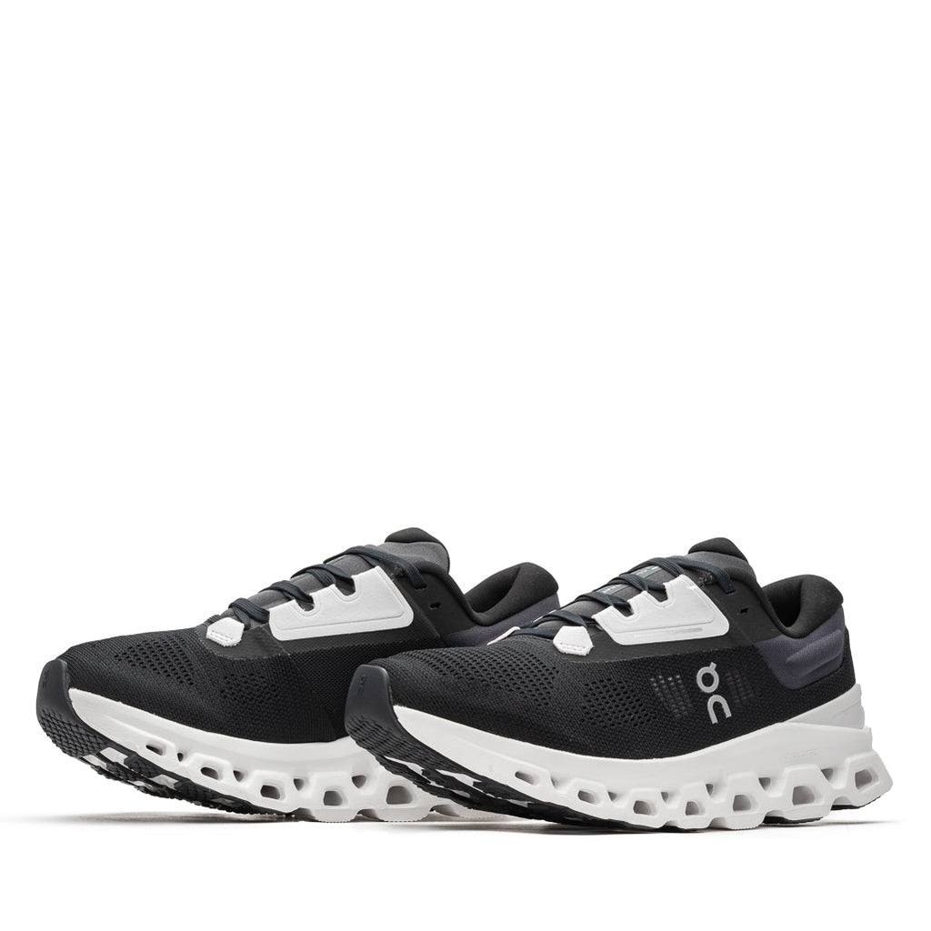 Women's Cloudstratus 3 | Black/Frost