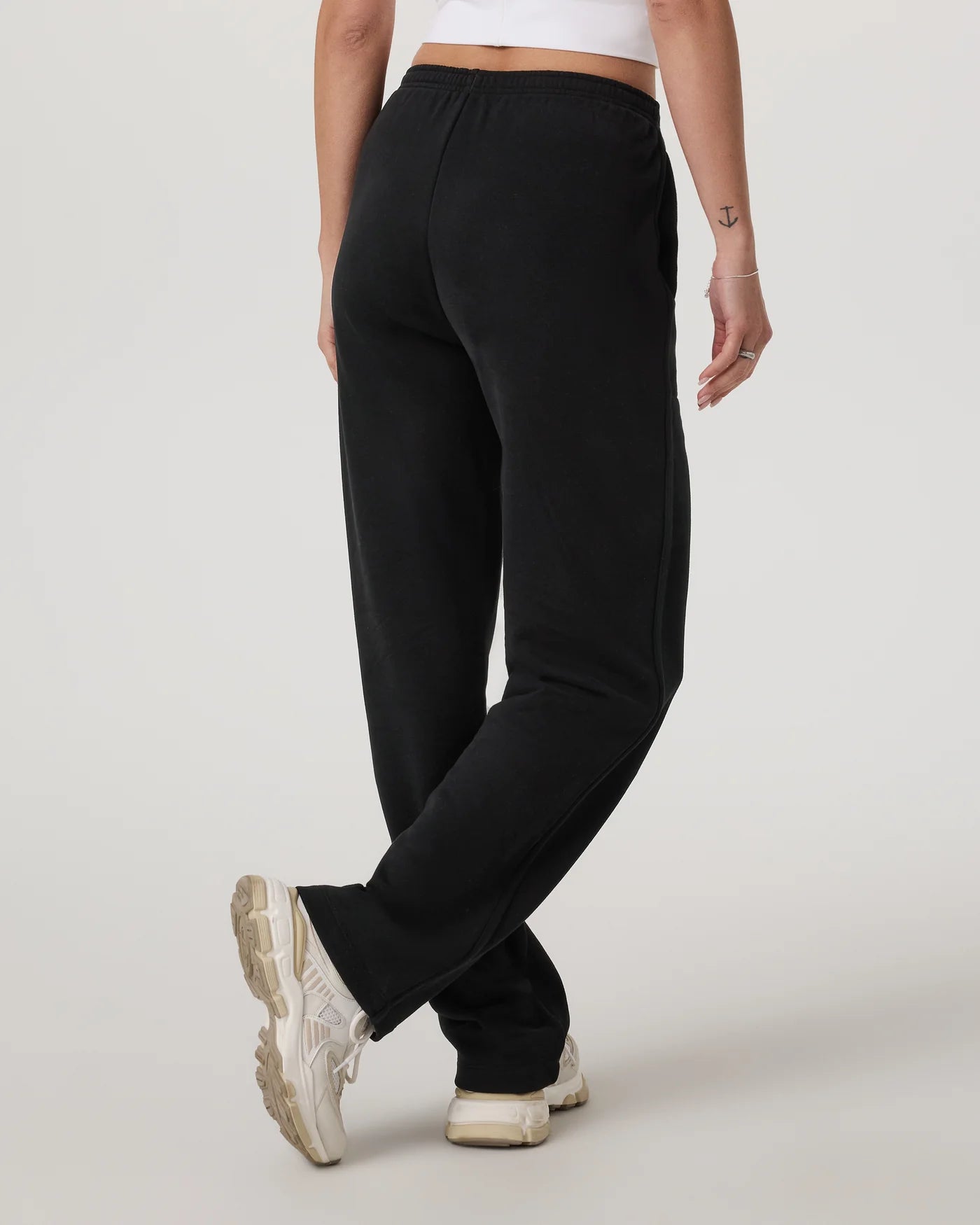 Sedona Straight Leg Sweatpant| Black