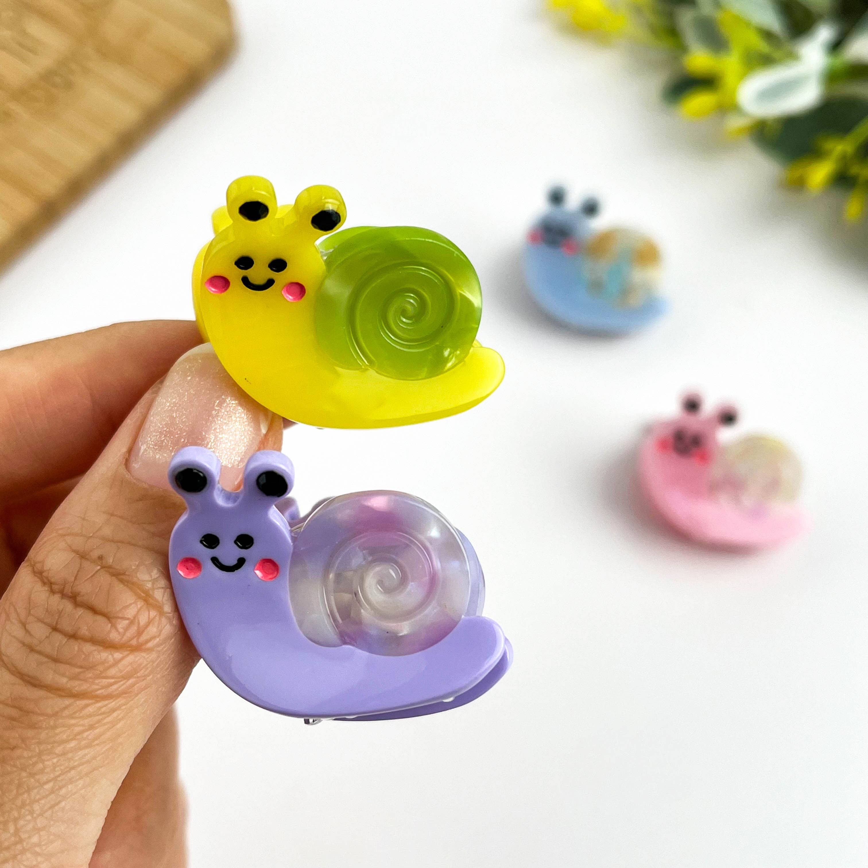 TheDivaSoap - Mini Snail Hair Claw Clip