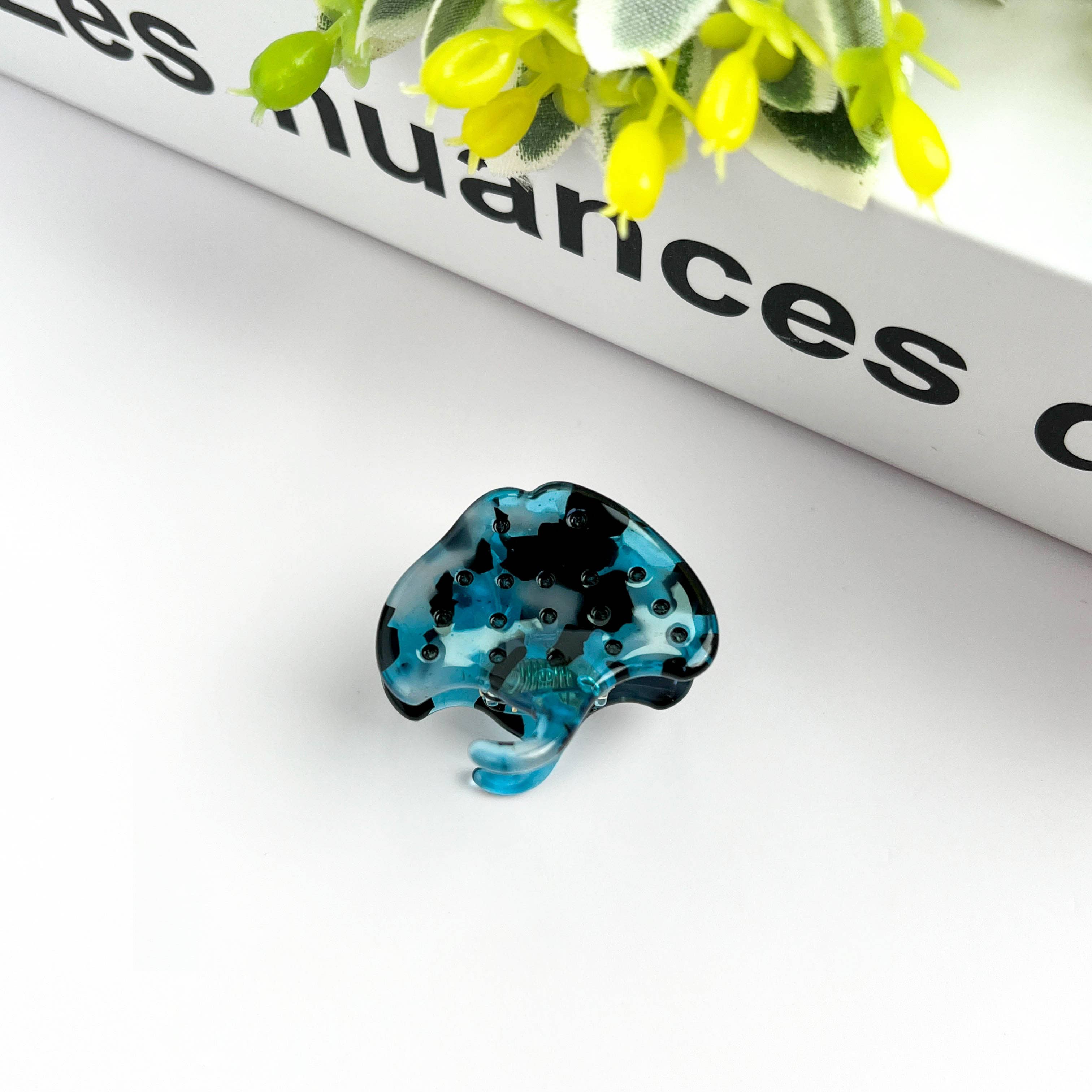 TheDivaSoap - Cute Mini Hair Claw Clip, Marine Animal Hair Clip