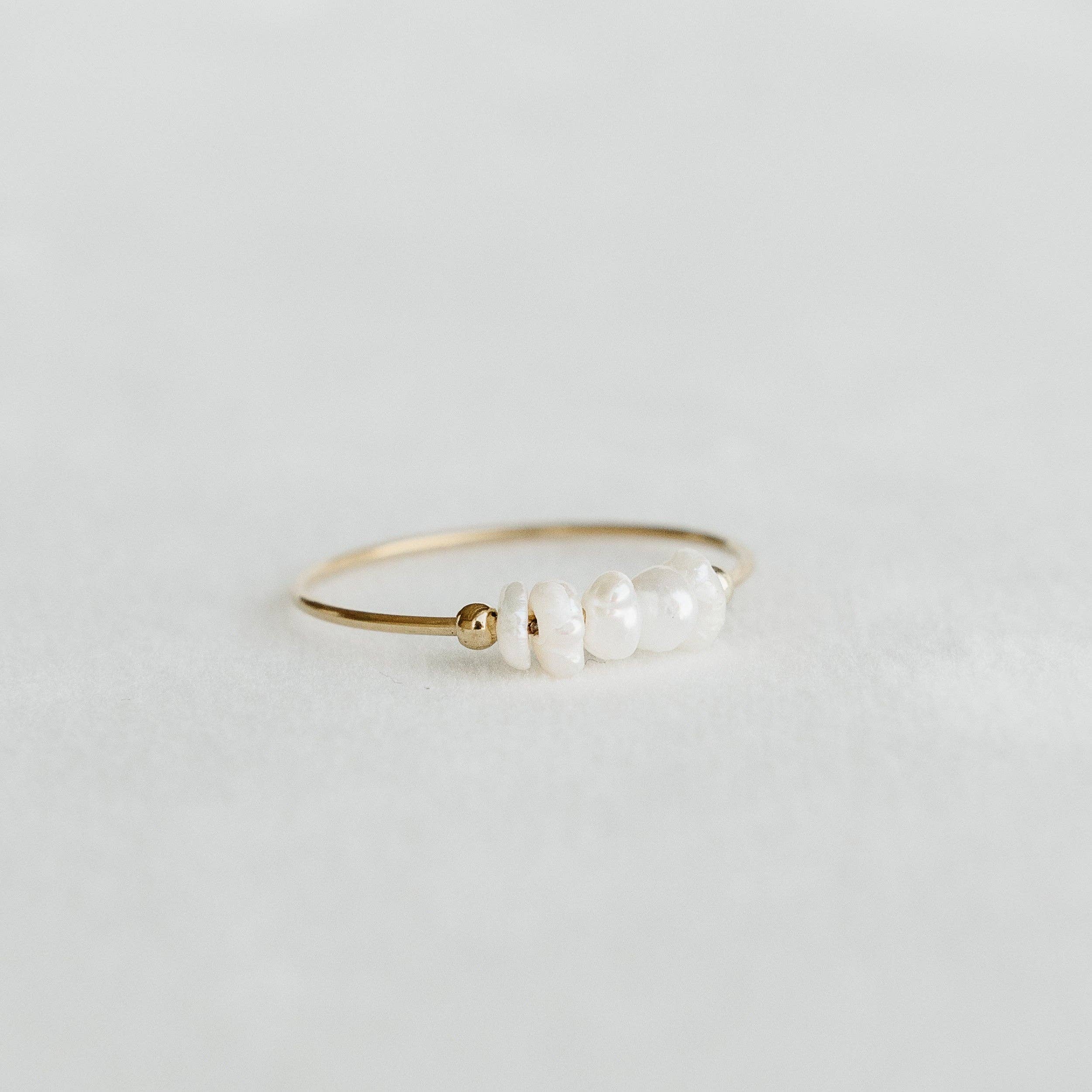 Mini Pearls Ring