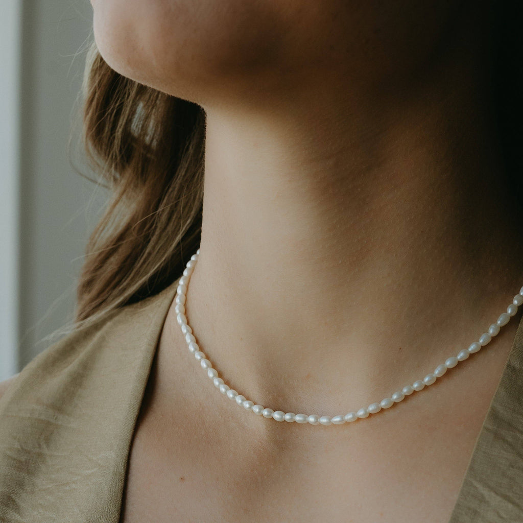 Mini Pearls Necklace
