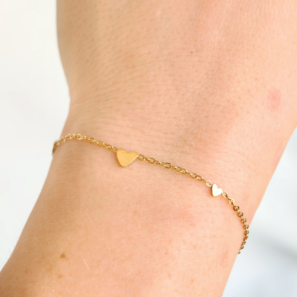Blueyejewelry - Minimalist Gold Triple Heart Bracelet - Stainless Steel